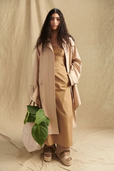 Look 11